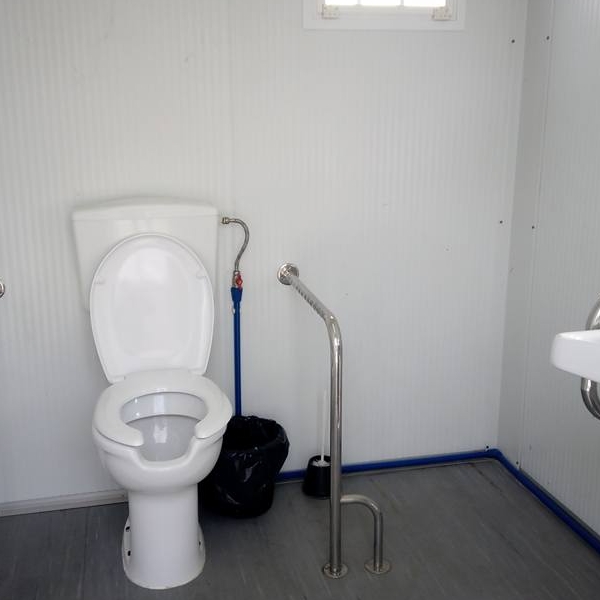 WC pessoas com deficiência ( interior )